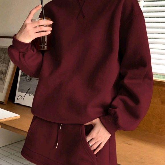 2pcs/Set Women Solid Color Round Neck Long Sleeve Sweatshirt And Skirt